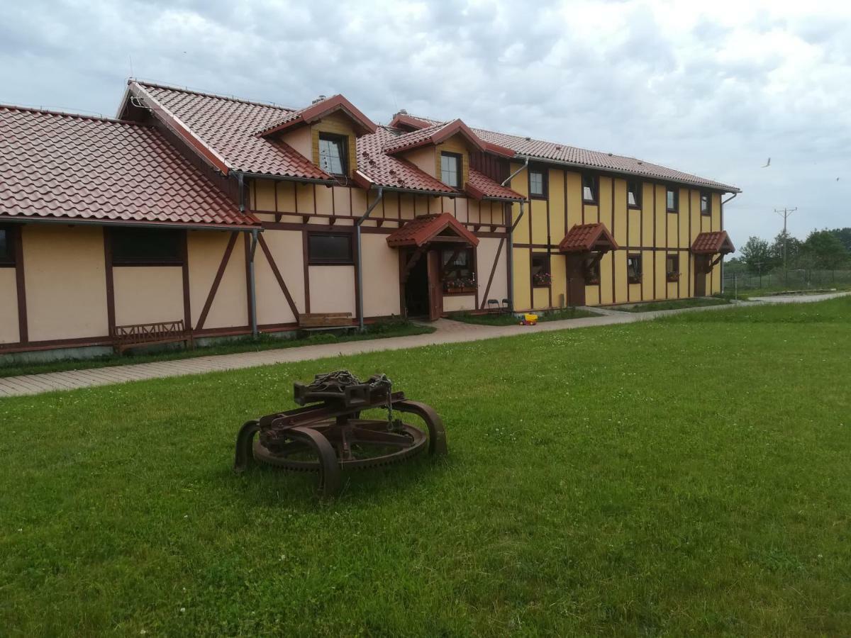 Pensjonat Przy Stajni Kierzkowo  Buitenkant foto