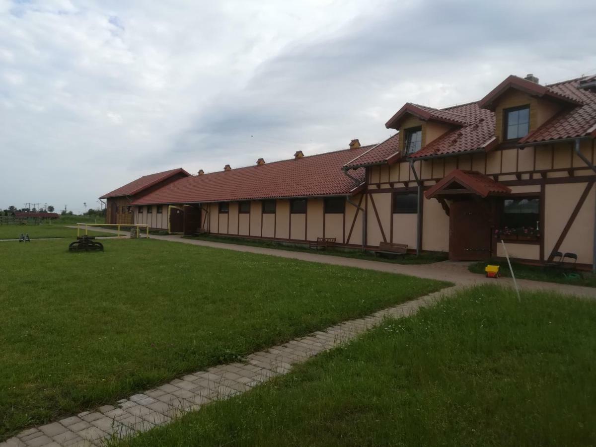 Pensjonat Przy Stajni Kierzkowo  Buitenkant foto